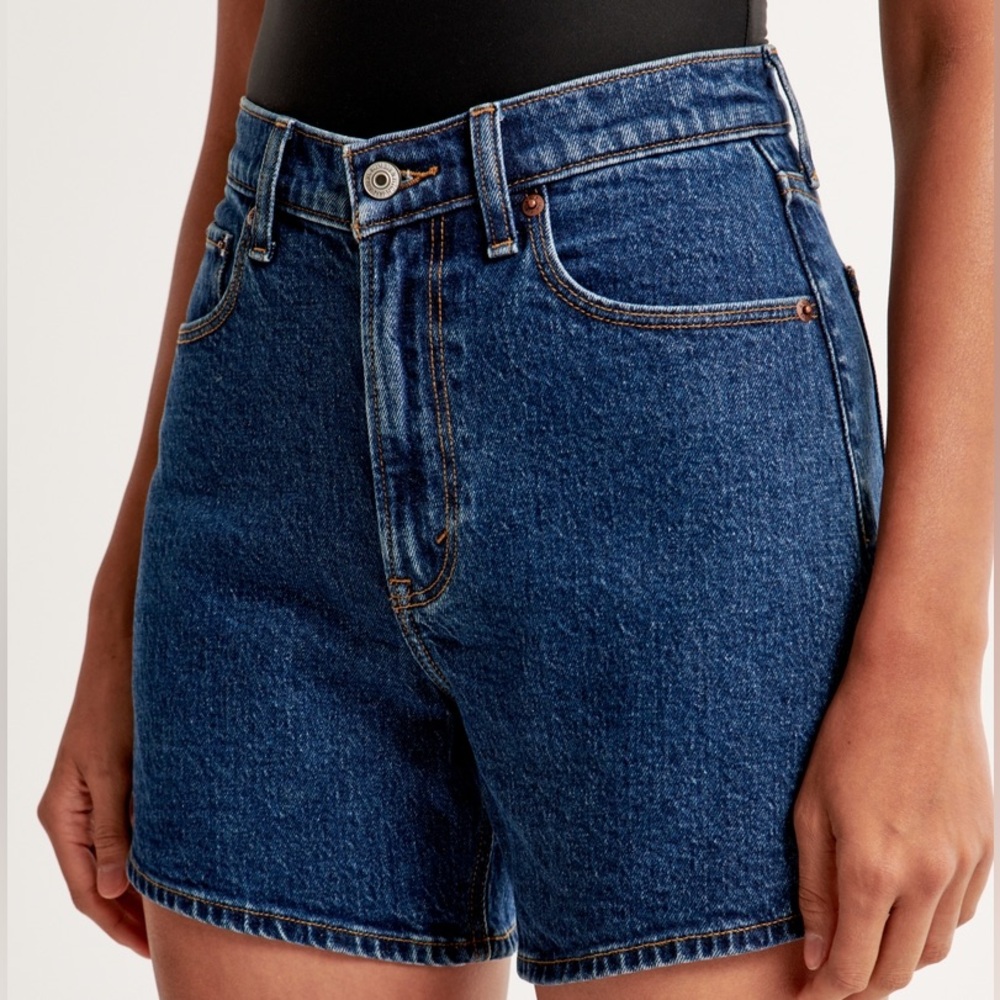 Abercrombie & Fitch High-Waist Light Blue Denim Shorts - Picture 9 of 10